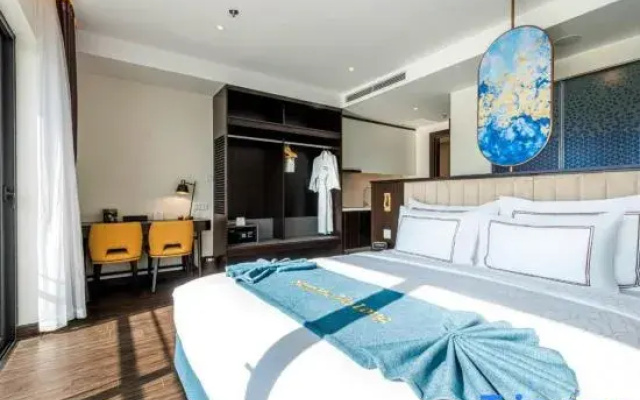 The 1108 sapphire Ha Long