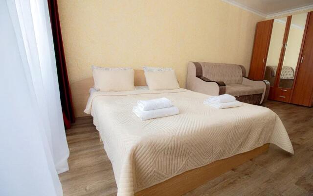 4 Сезона в микрорайоне Восточный 6/3А