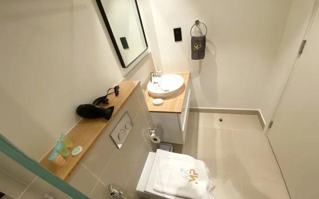 Marco Polo - Elegant & Delightful 2BR Apt with Scenetic Views