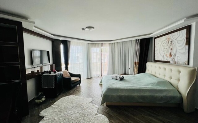 Ellawilla Suit House