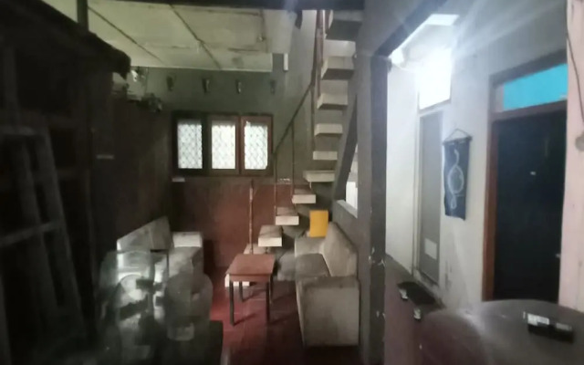 SPOT ON 93964 Guest House Pak Gatot 3