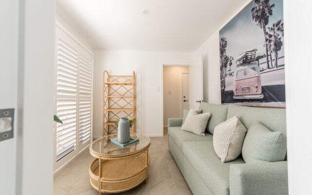 Sandcastle, 26a Winsor Street