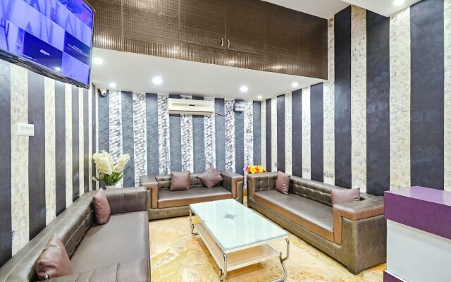 Fabhotel Good Luck Residency