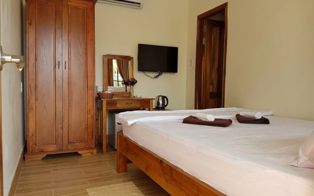 Nhat Huy Bungalow