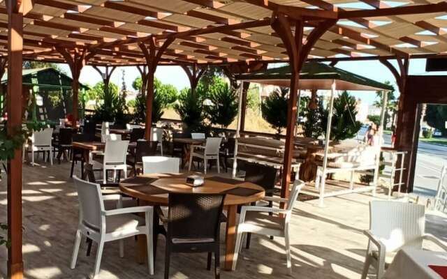 Side Alya Hotel