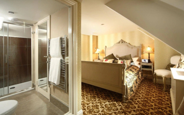 OYO The Townhouse