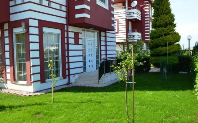 Happyland Golf Villa 2