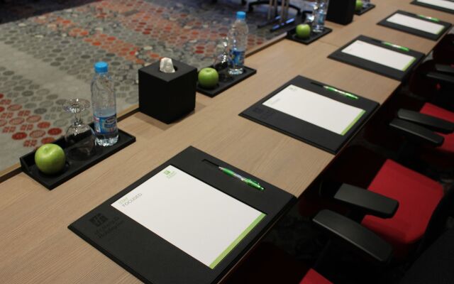 Holiday Inn Jeddah Gateway by IHG