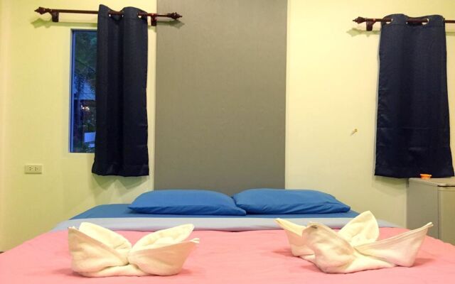 Sea Breeze Resort