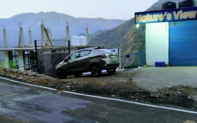 The Yamuna Deck Resort and Cafe