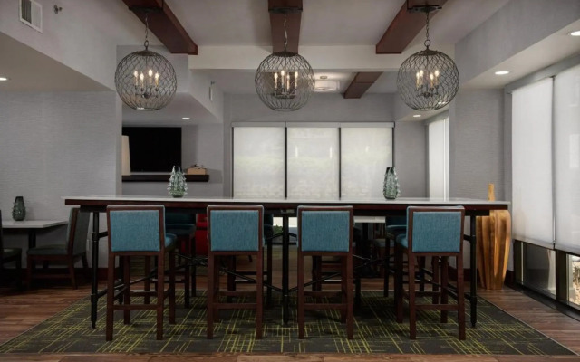 Hampton Inn Atlanta NW Cumberland