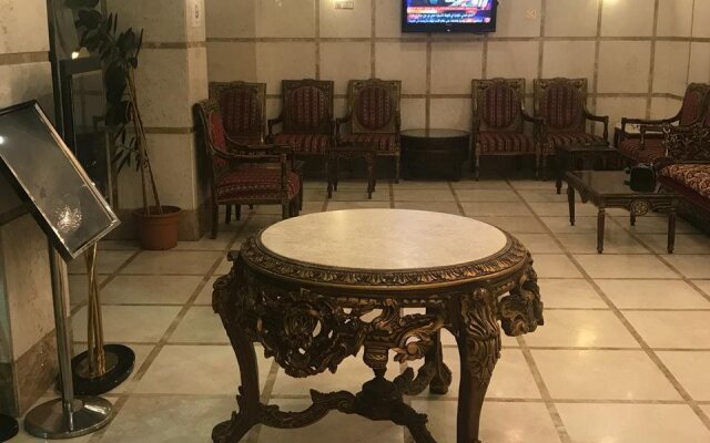 Manazel Al Rahal Hotel 1