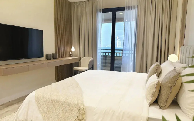 Resort Apartments - Royal Amwaj South