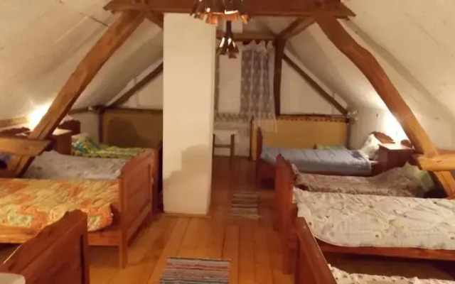 VígKend Szálló Kán