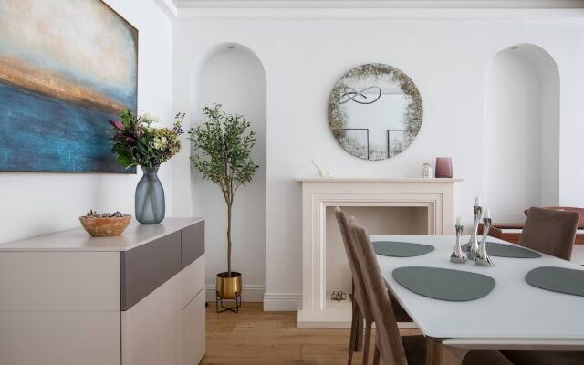 Priory Road III by Onefinestay