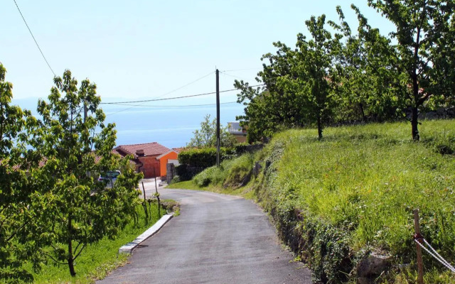 Apartments with a parking space Opric, Opatija - 7728