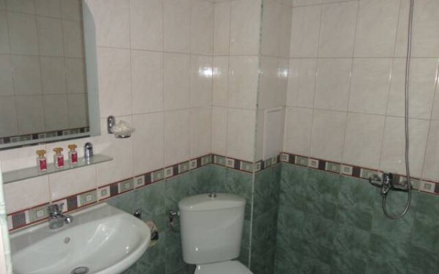 Saint Nikola Family Hotel