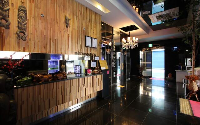 Hotel Lee