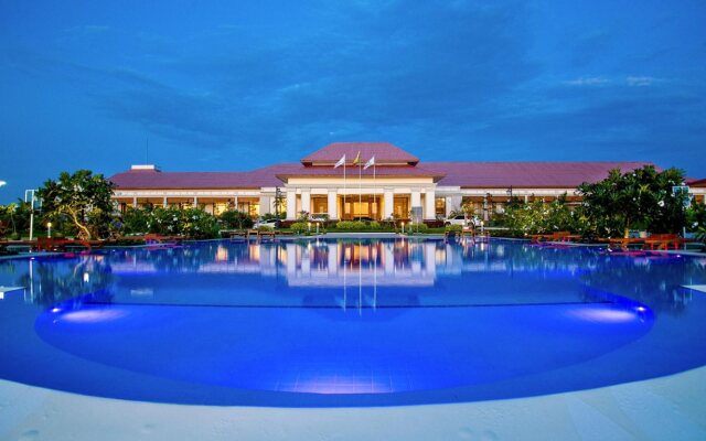 Horizon Lake View Resort Hotel