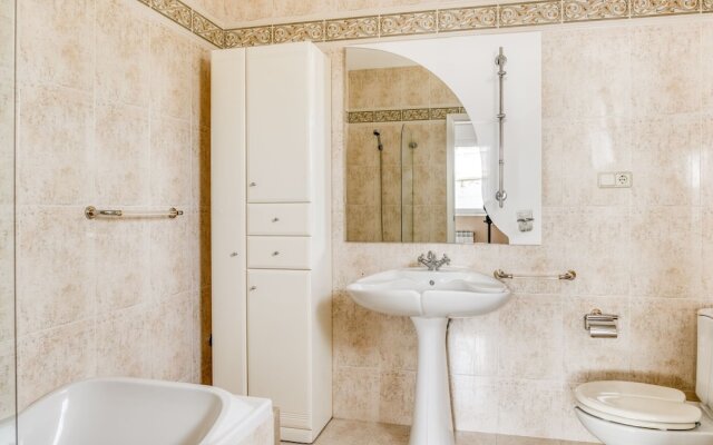 Exotic Villa in Roda de Barà with Private Pool
