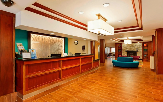 Fairfield Inn & Suites by Marriott Lake Oswego