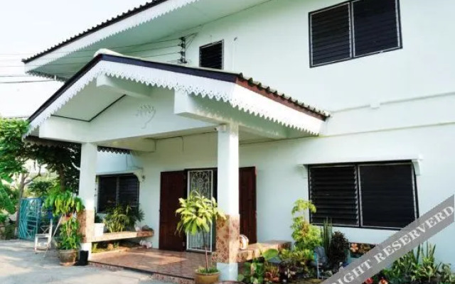 Reuan Audthasawan