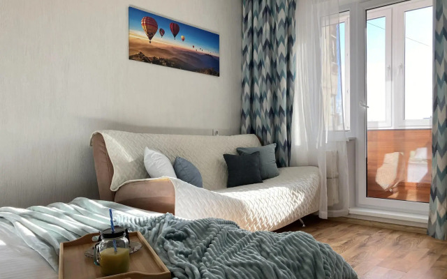 A cozy place on Molodogvardeytsev Street