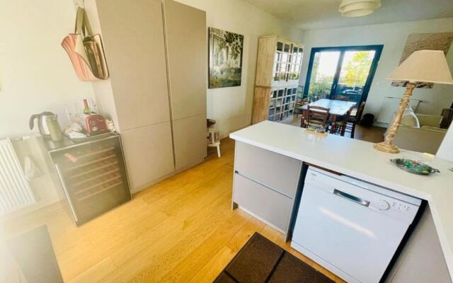 Apartment With Parking 2 Bedrooms & Furnished Terrace