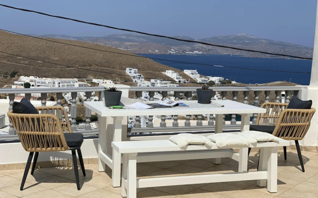 Gerani Deluxe Houses with Sea View 2
