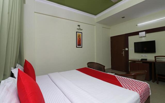 OYO 30119 Hotel Kanishk