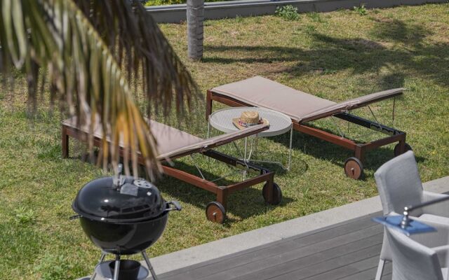 Vila Papagaio Verde by An Island Apart