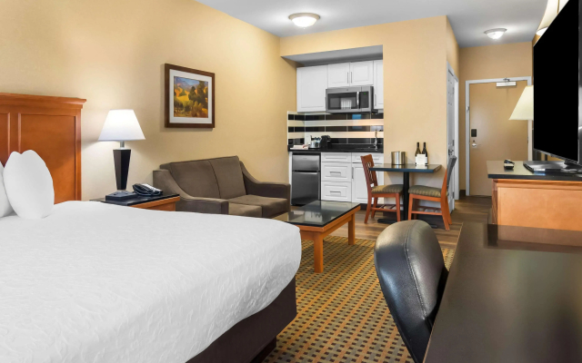 Best Western Plus Osoyoos Hotel & Suites