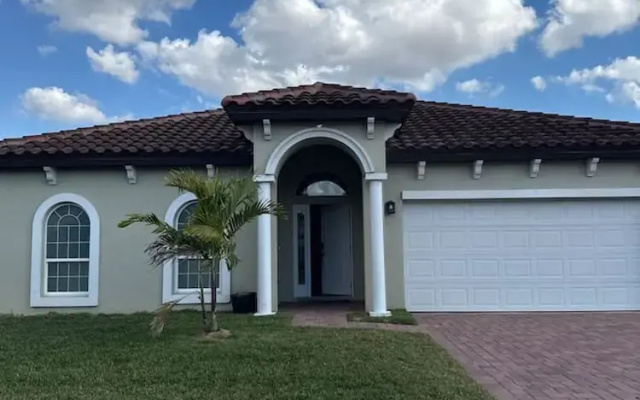 30 min Legoland Spacious Home