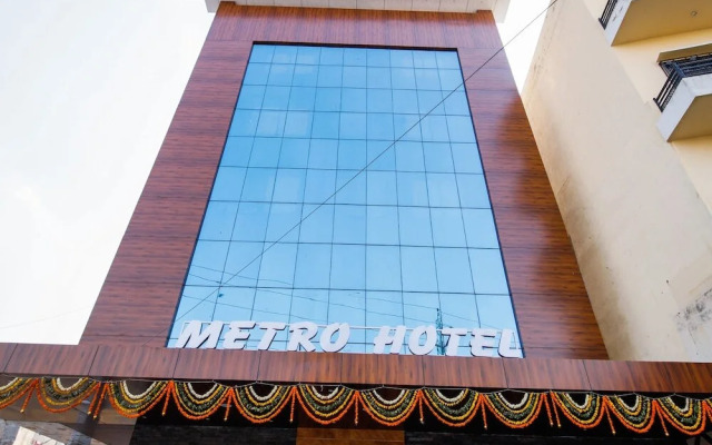 Metro By OYO Rooms