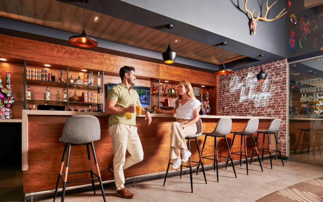 ibis Torreon