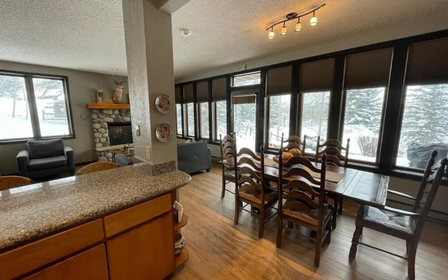 Sunvail S 11a 3 Bedroom Condo by RedAwning