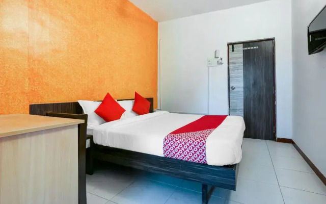 OYO Flagship 81672 Hotel New Beeru