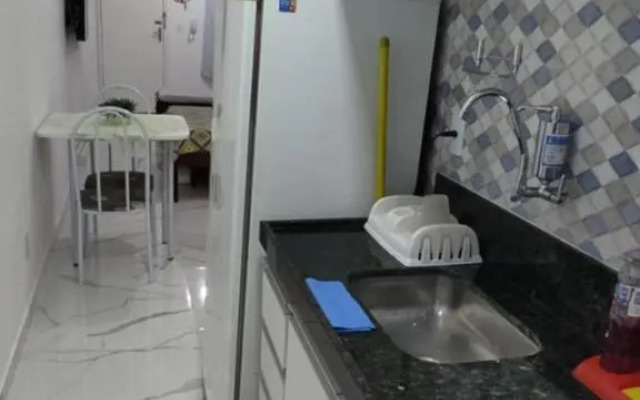 Quitinete no Centro a Poucos Passos da Praia