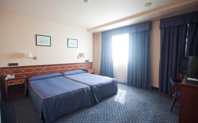 Hotel Carrís Almirante