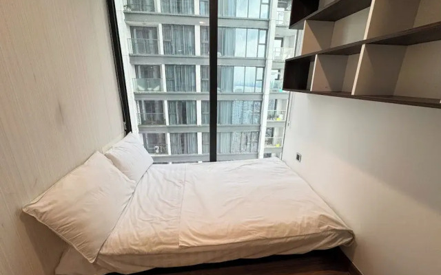 Luxury Apartment in Vinhomes Metropolis