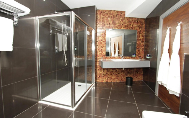 Rafayel on the Left Bank