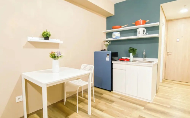 Soft Minimalist Studio Room At Meikarta Apartment