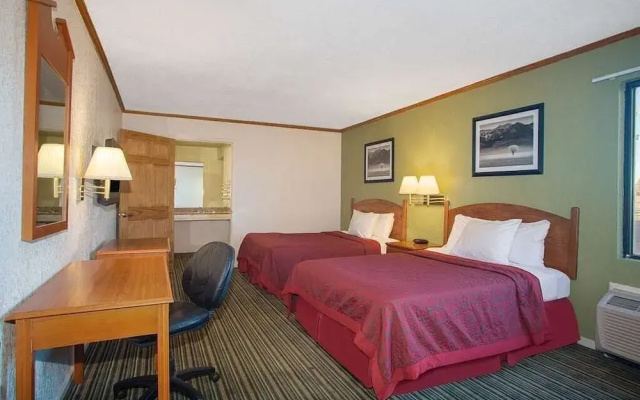 Economy Hotel Wichita- Florence St.
