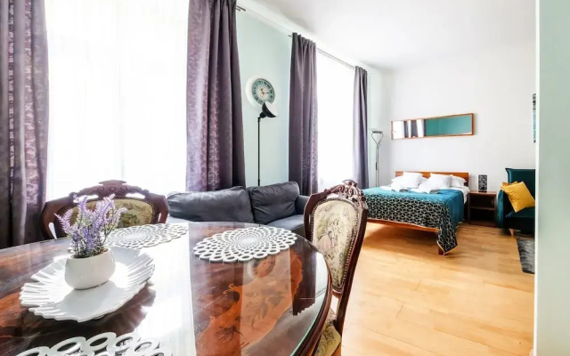 Luxury European Apartment