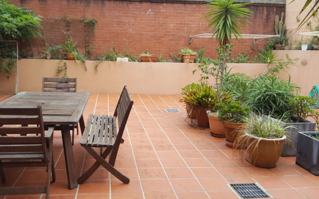 Central 2 bedroom apartment