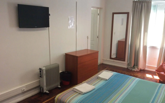 Tagus Palace Hostal