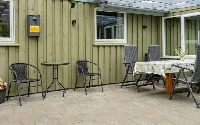Spacious Holiday Home in Hemmet near Sea