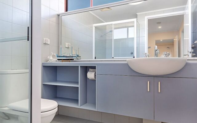 Le Vogue, Unit 22, 16 Magnus Street