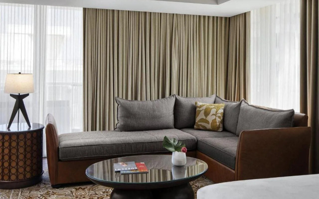 The Ben West Palm, Autograph Collection