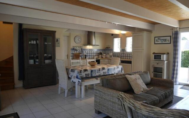 Maison Le Palais, 4 pièces, 6 personnes - FR-1-418-48